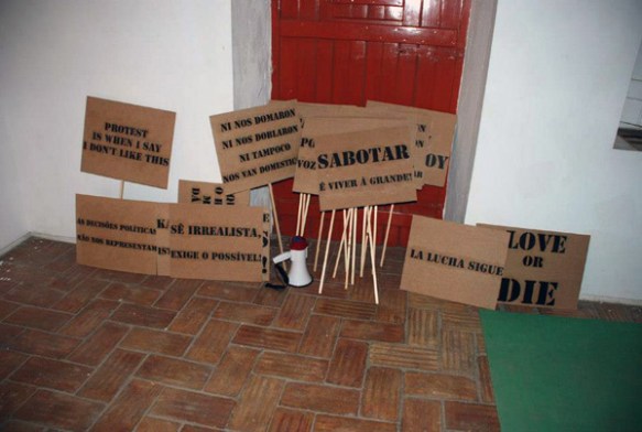 Fernando J. Ribeiro_LOVE-OR-DIE_2012