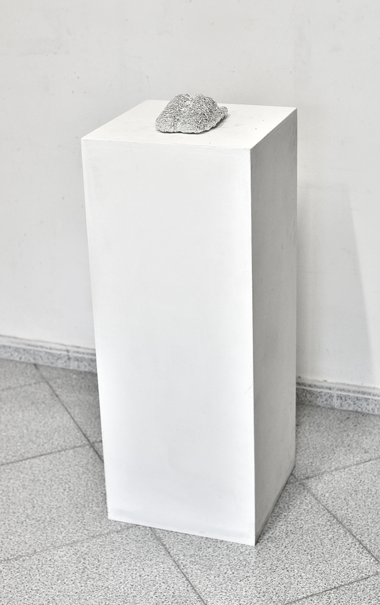 Fernando J. Ribeiro_slippers sculpture_2015