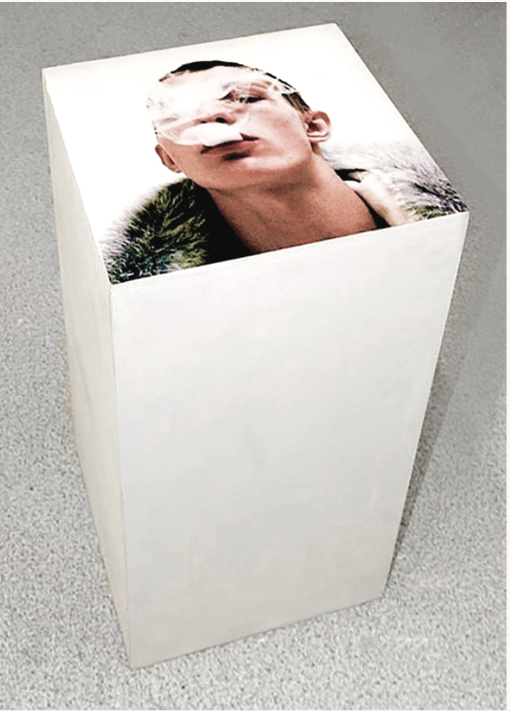 Fernando J. Ribeiro_Smoke_plinth sculpture_2014