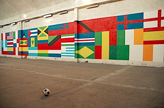 Fernando J. Ribeiro_world cup_wall painting_2004