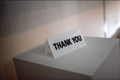 Fernando J. Ribeiro_Thank You_ sculpture_Them or Us_Paulo Mendes_2017_jornal Público