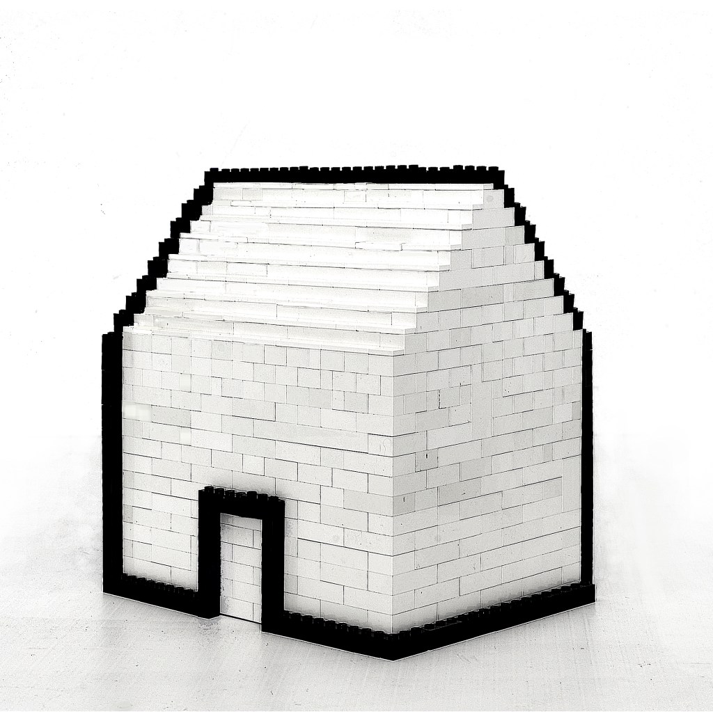 Fernando J. Ribeiro_Home Sweet Home_Lego sculpture_contemporary art_2024