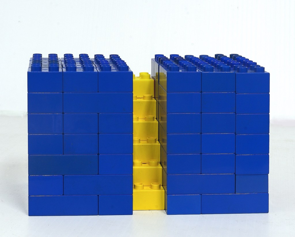 Fernando J. Ribeiro_Lego sculpture_Observatorium_2022